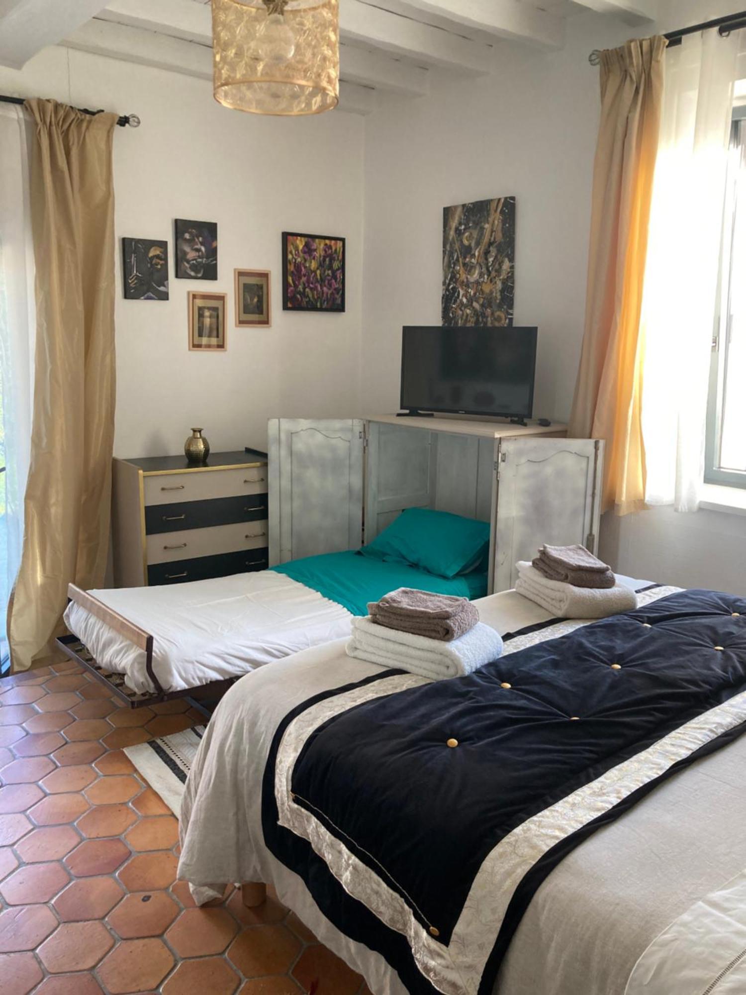 Chambre D'Hotes Les Roches Corme-Royal Bagian luar foto