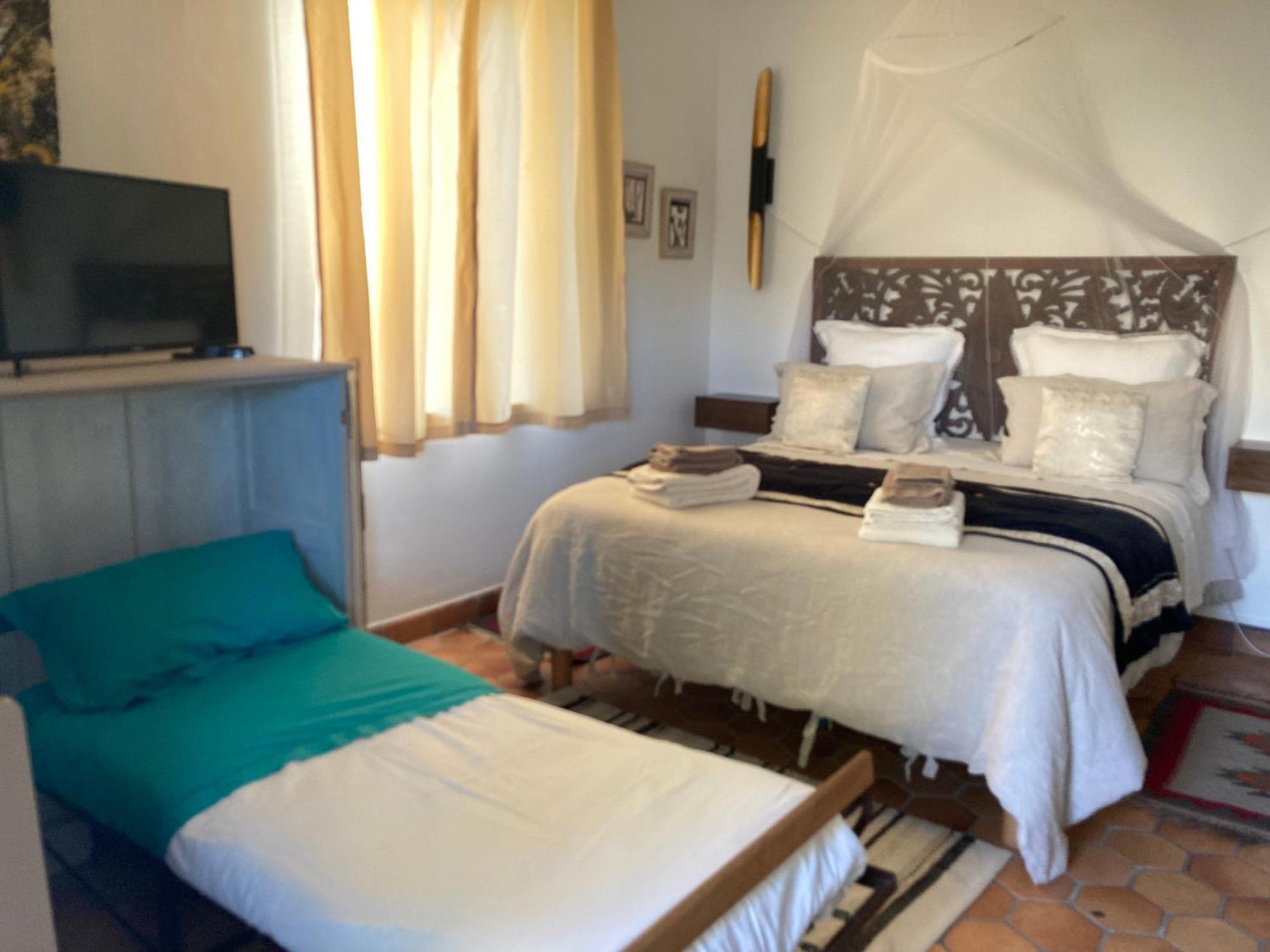 Chambre D'Hotes Les Roches Corme-Royal Bagian luar foto
